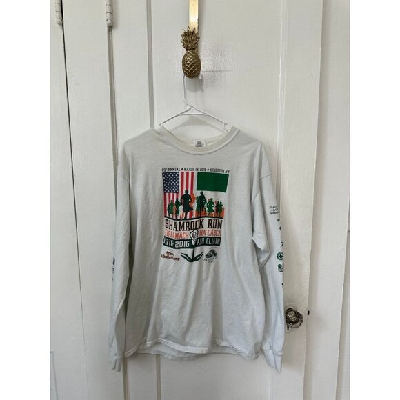 Gildan size Large Shamrock Run 2016 Kingston New York - Picture 1 of 10